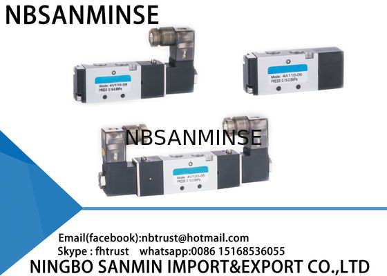 4V 두 배 통제되는 AirTAC 유형 100개의 시리즈 솔레노이드 압축 공기를 넣은 벨브 3 위치