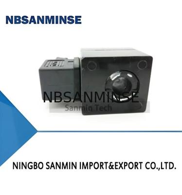 A051 시리즈 AC220V DC24V 정상적인 전압 AC28VA DC18W 정상적인 힘 솔레노이드 벨브 코일